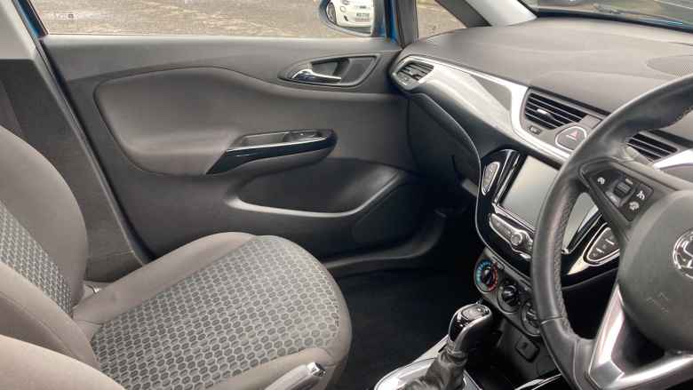 Vauxhall Corsa 1.4 SE Nav 5dr Auto Petrol Hatchback